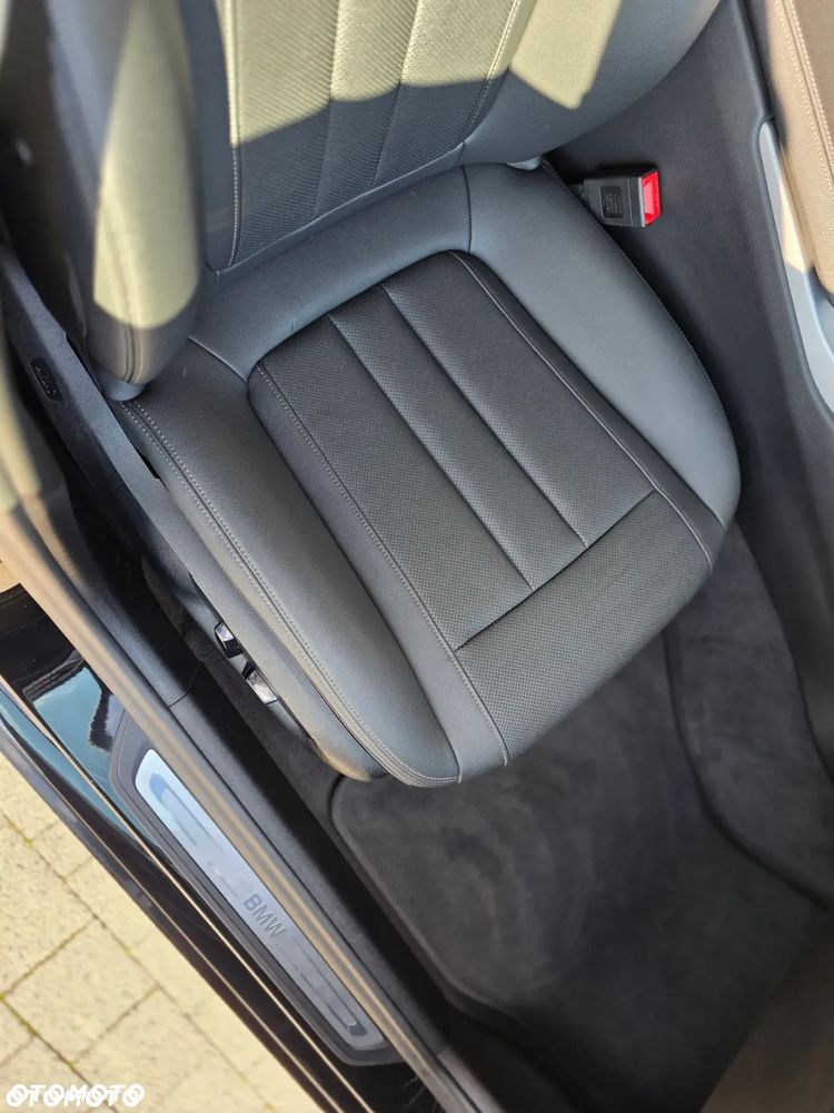 BMW Seria 5 520i GPF Business Edition sport - 37