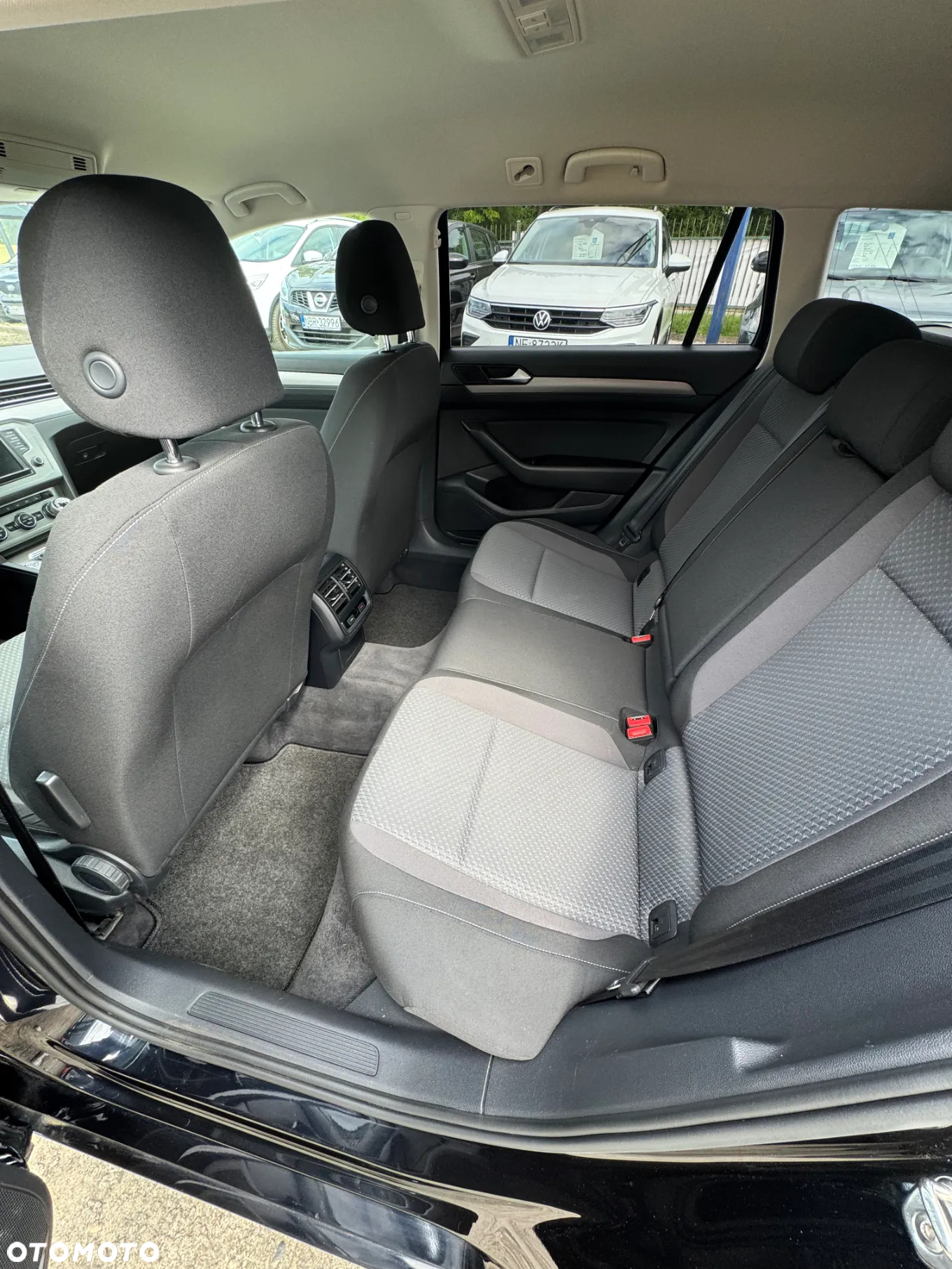 Volkswagen Passat 2.0 TDI BMT Comfortline - 20