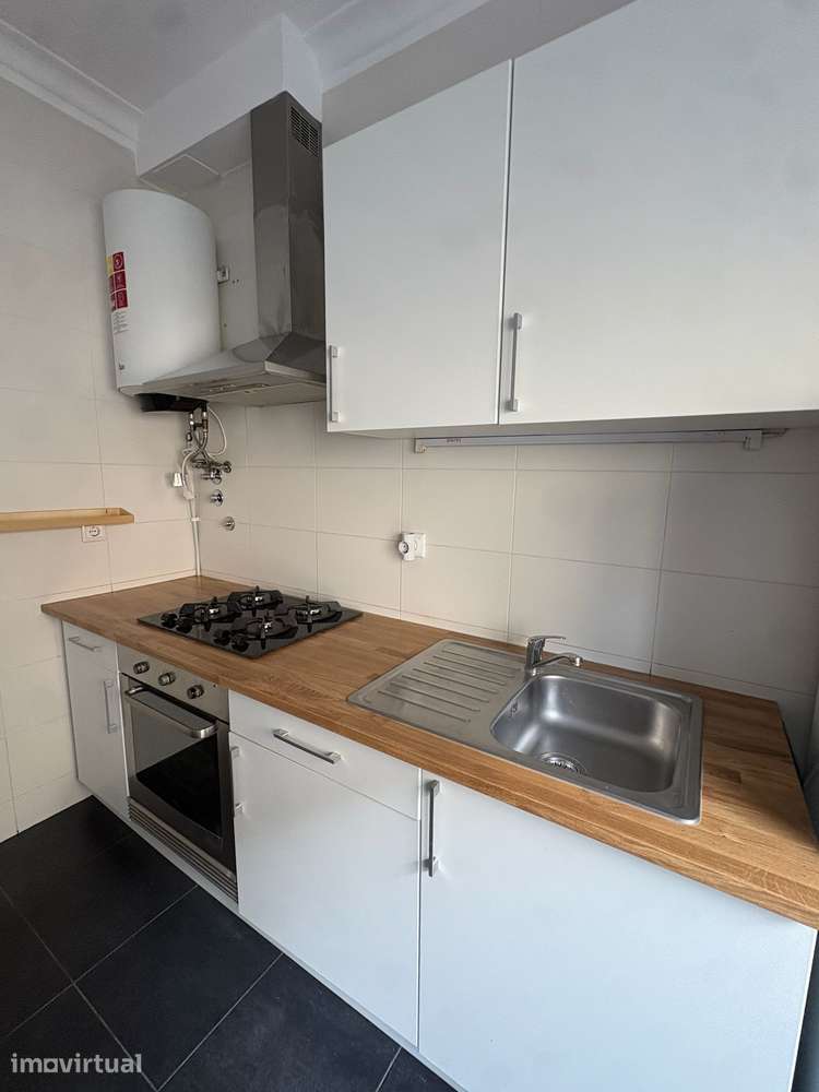 Apartamento T1 Areeiro - Grande imagem: 3/15