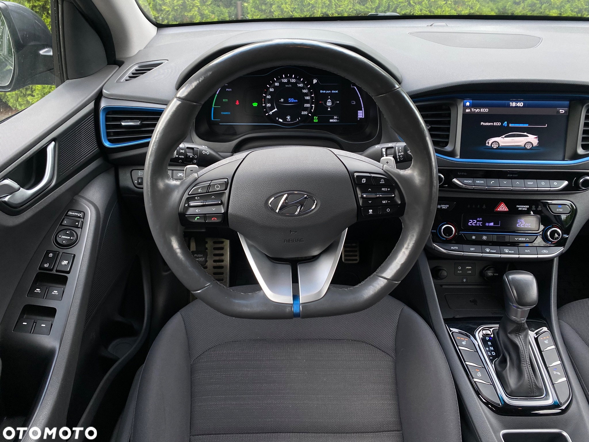 Hyundai IONIQ hybrid Premium - 10