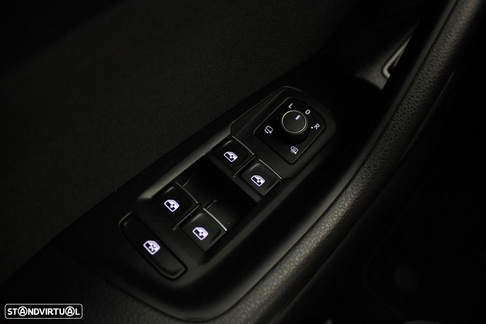 Volkswagen Passat Variant 1.4 TSI GTE Plug-in — fotografia 35
