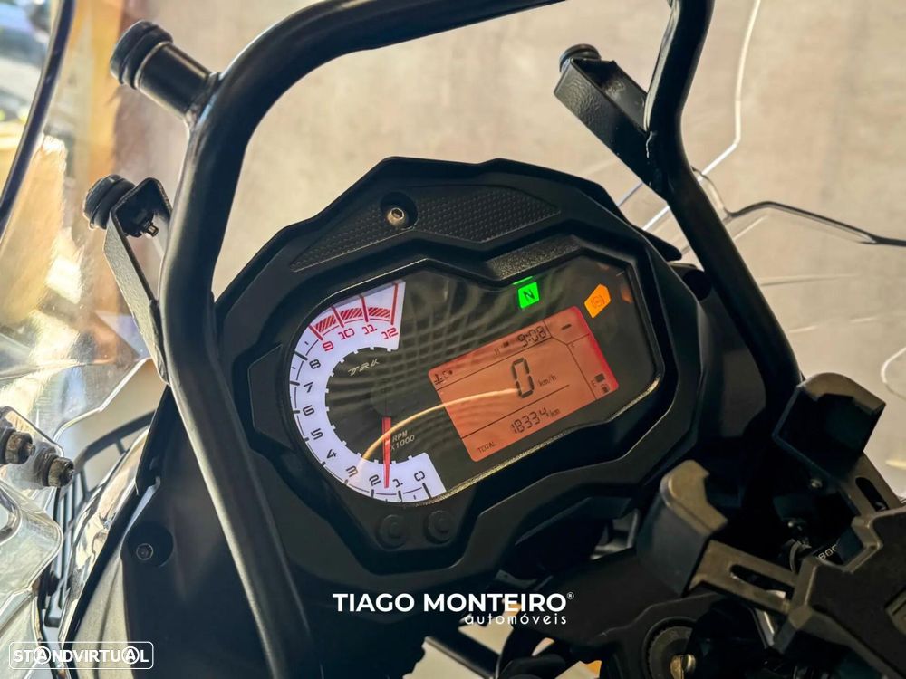 Benelli TRK 502 - 8