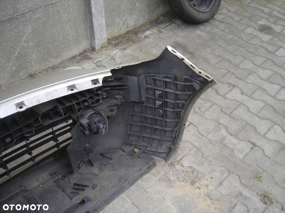 Renault Scenic 2 lifting 05-09 - 7