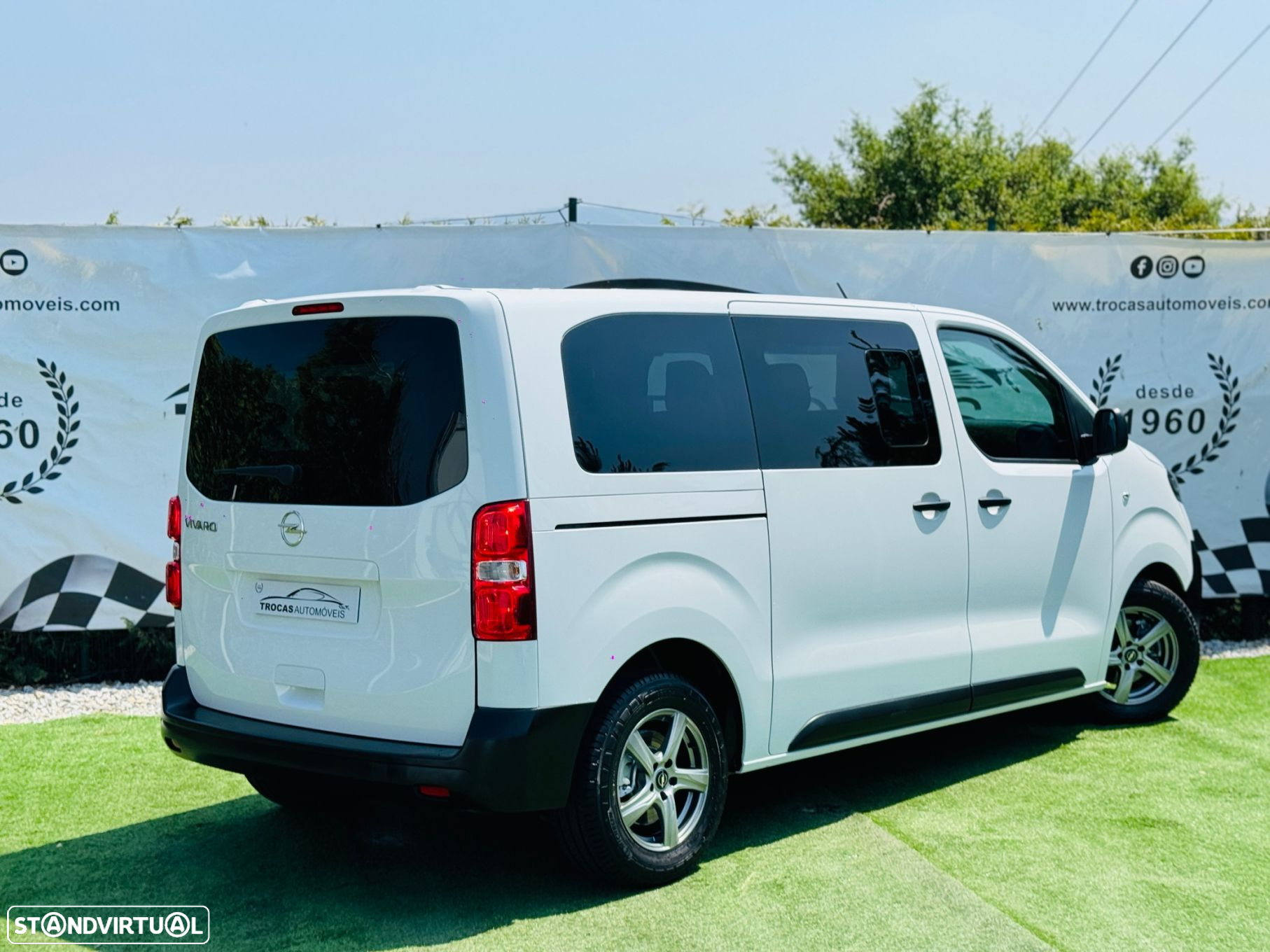Opel Vivaro 1.5 CDTi L3H1 Essentia Inc - 36