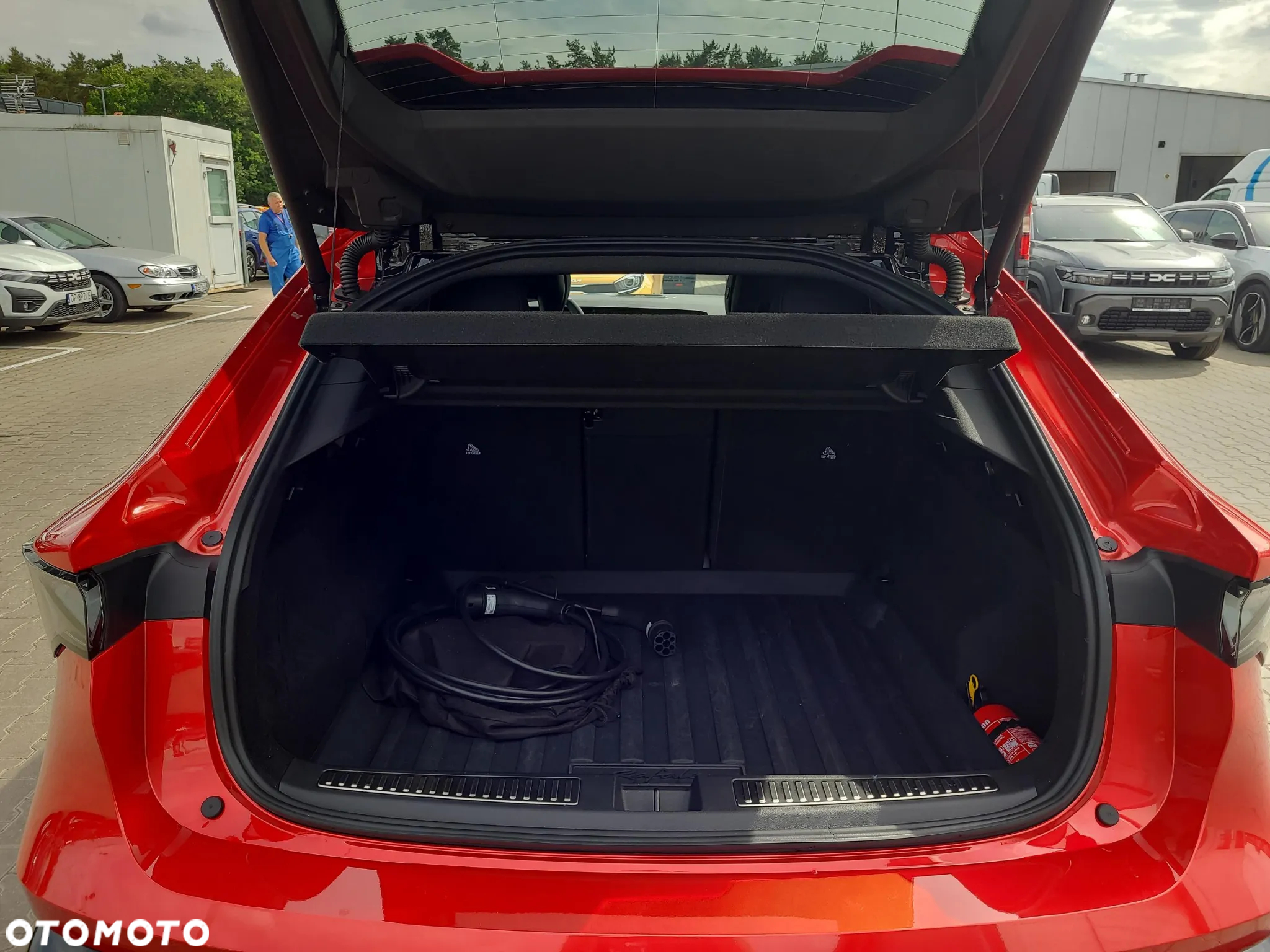 Renault Rafale 1.2 E-Tech PHEV 4x4 300 esprit Alpine MMT - 17