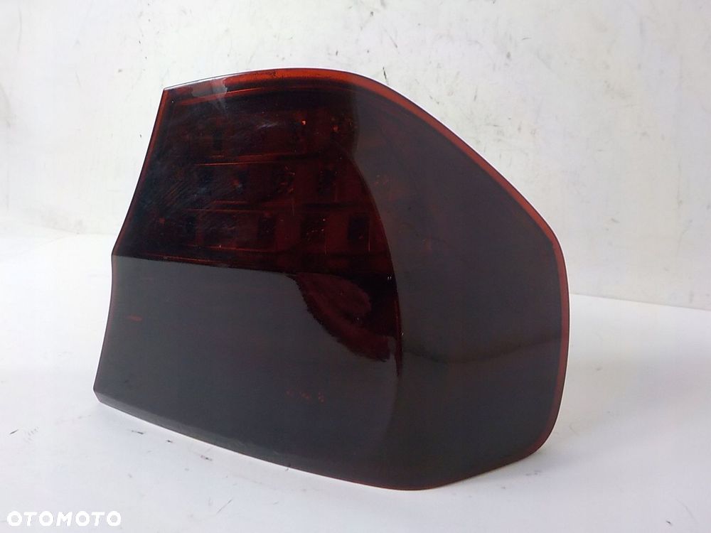 BMW 3 E90 SEDAN LIFT LAMPA PRAWA TYŁ TYLNA - 2