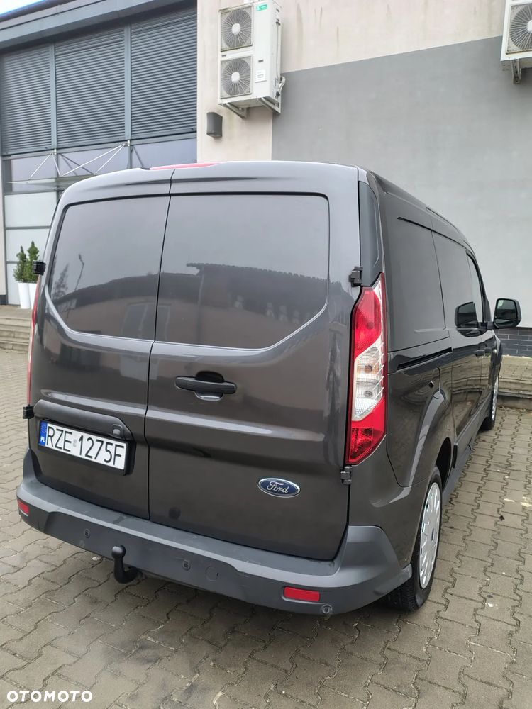 Ford Transit Connect - 8