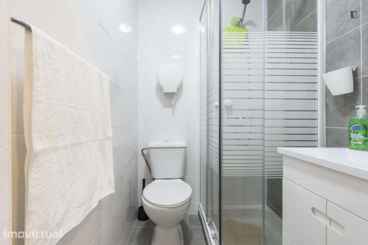 Quarto - localizado em Arroios Lisbon - Grande imagem: 2/13