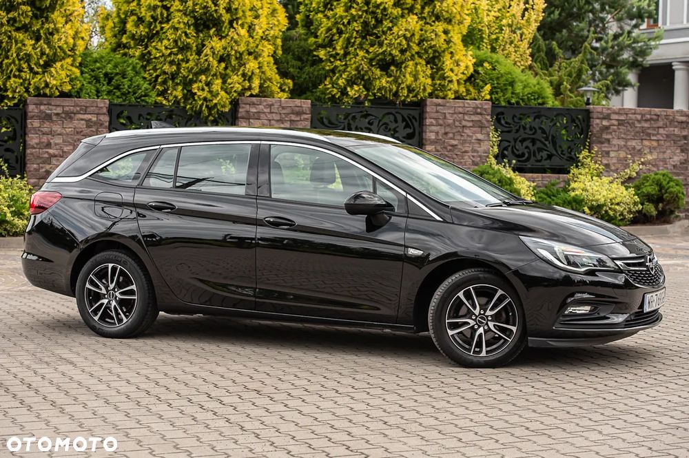 Opel Astra 1.4 T Dynamic S&S - 18