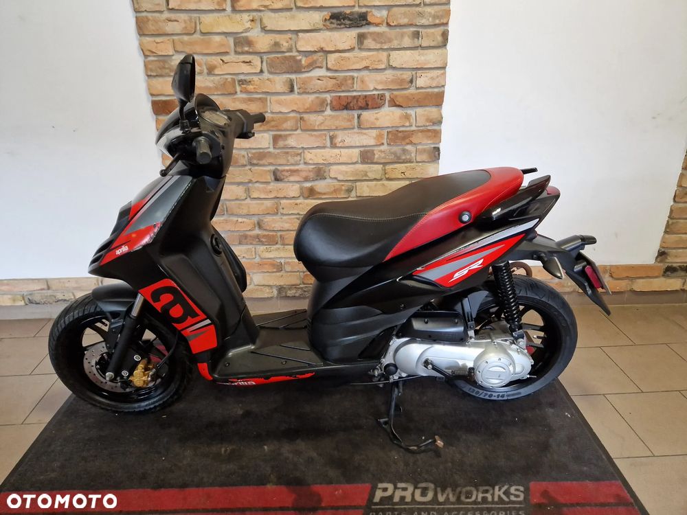 Aprilia SR - 3