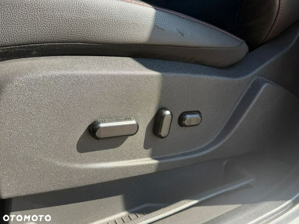 Ford Kuga 2.0 TDCi AWD ST-Line - 17