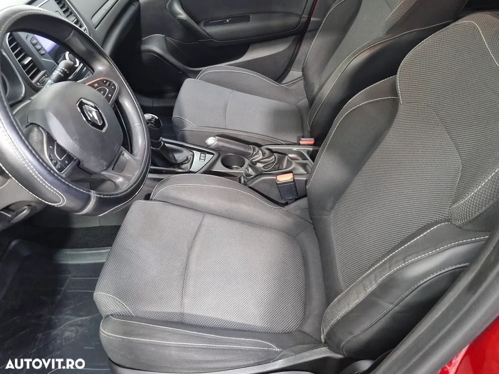 Renault Megane - 9