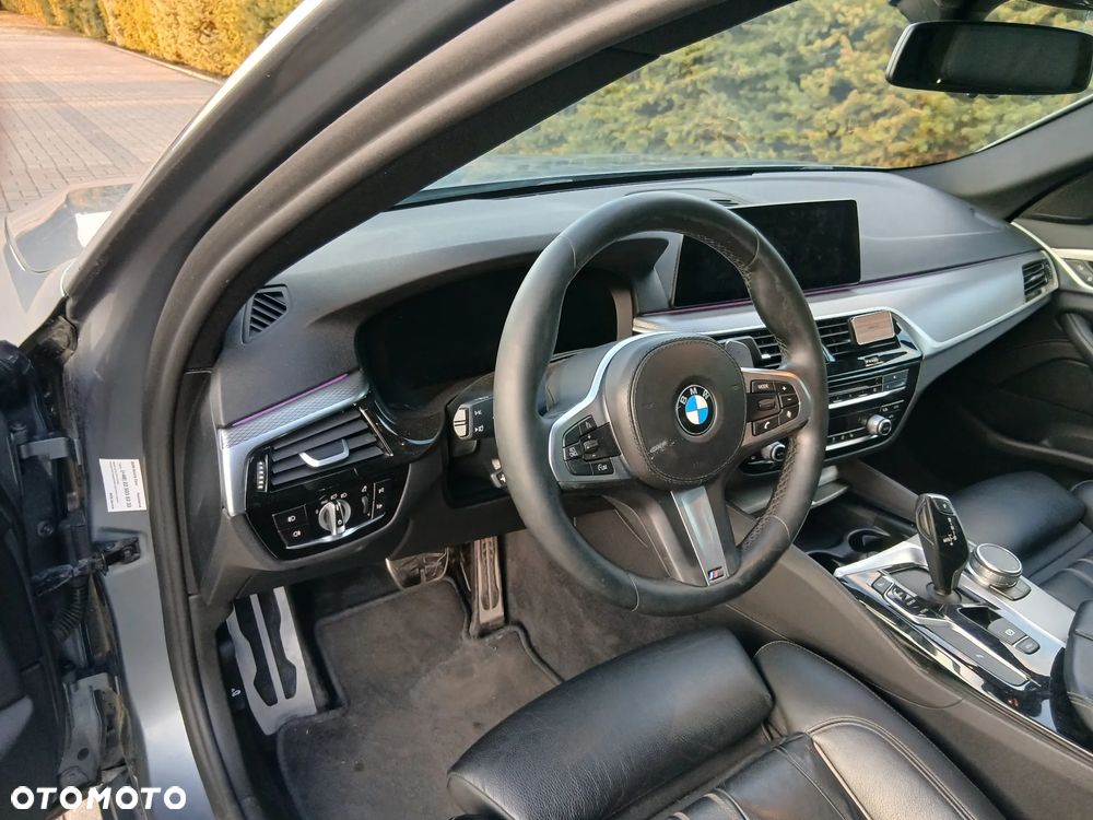 BMW Seria 5 530i xDrive M Sport sport - 7