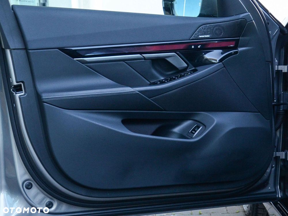 BMW Seria 5 - 21