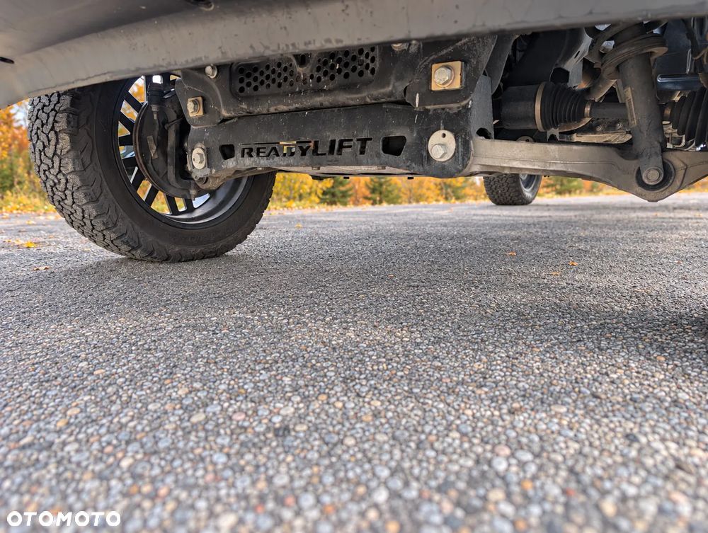 RAM 1500 Crew Cab Shortbed Bighorn - 14