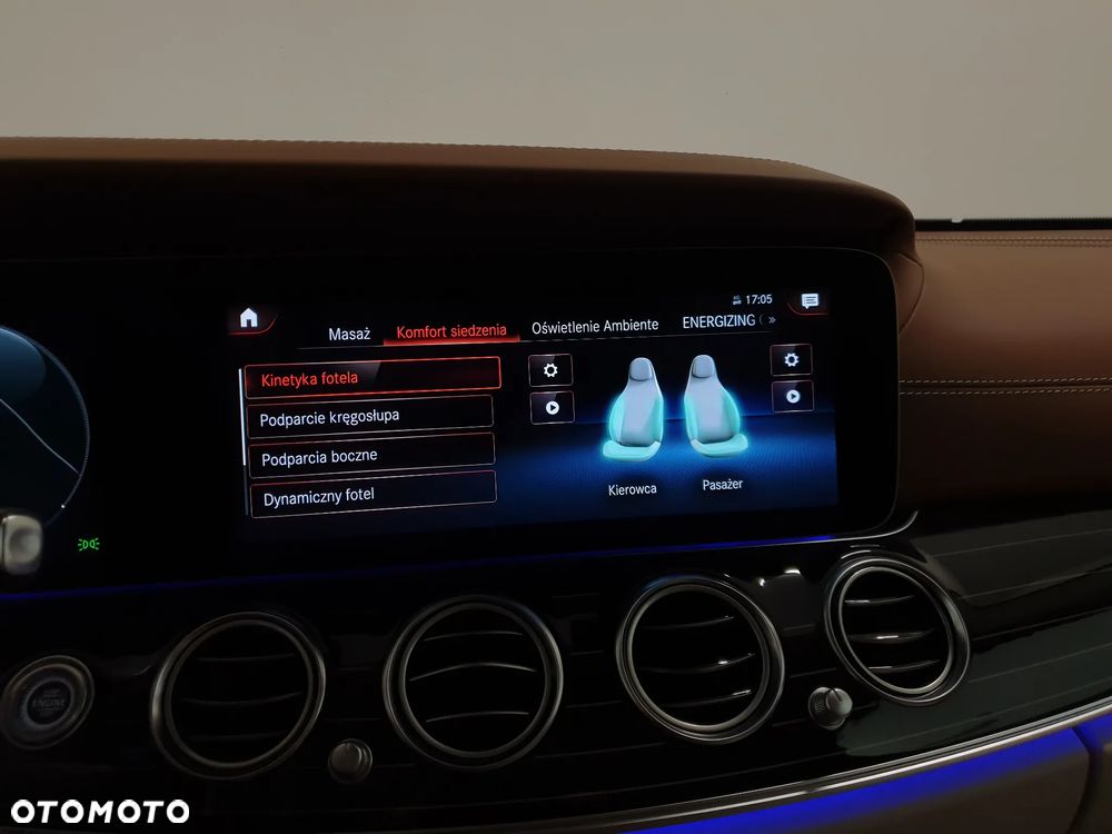 Mercedes-Benz Klasa E 300 de 4Matic 9G-TRONIC AMG Line - 18