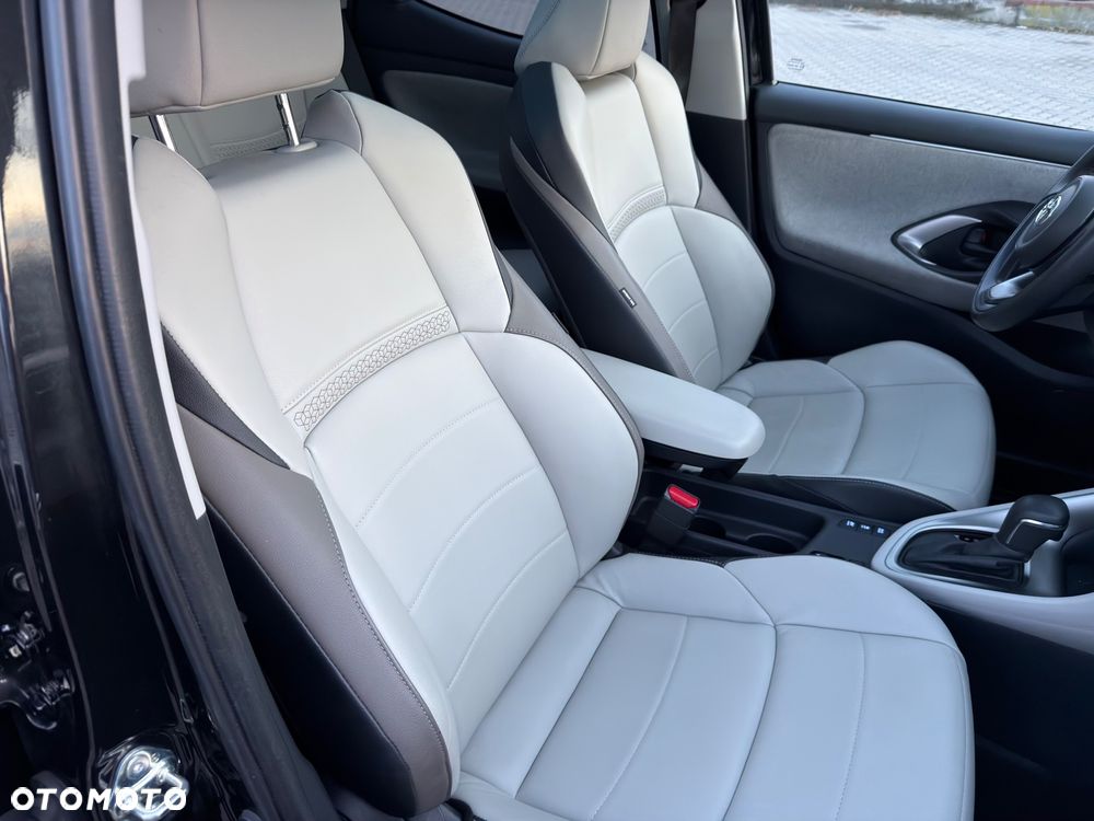 Toyota Yaris Hybrid 1.5 Executive - 10