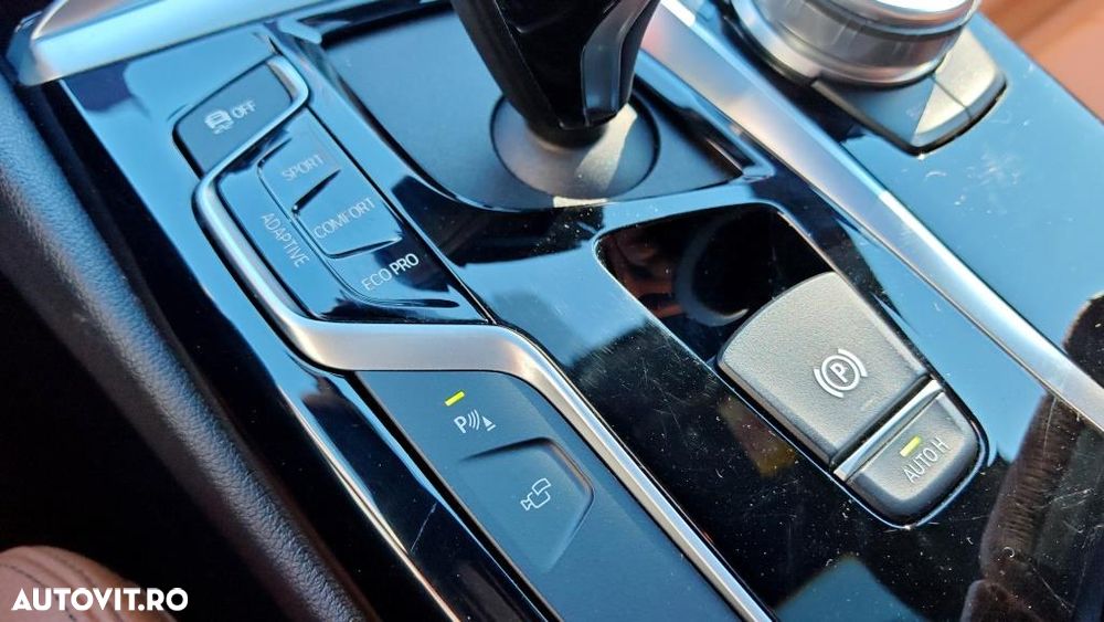 BMW Seria 5 540i xDrive Aut. Luxury Line - 15