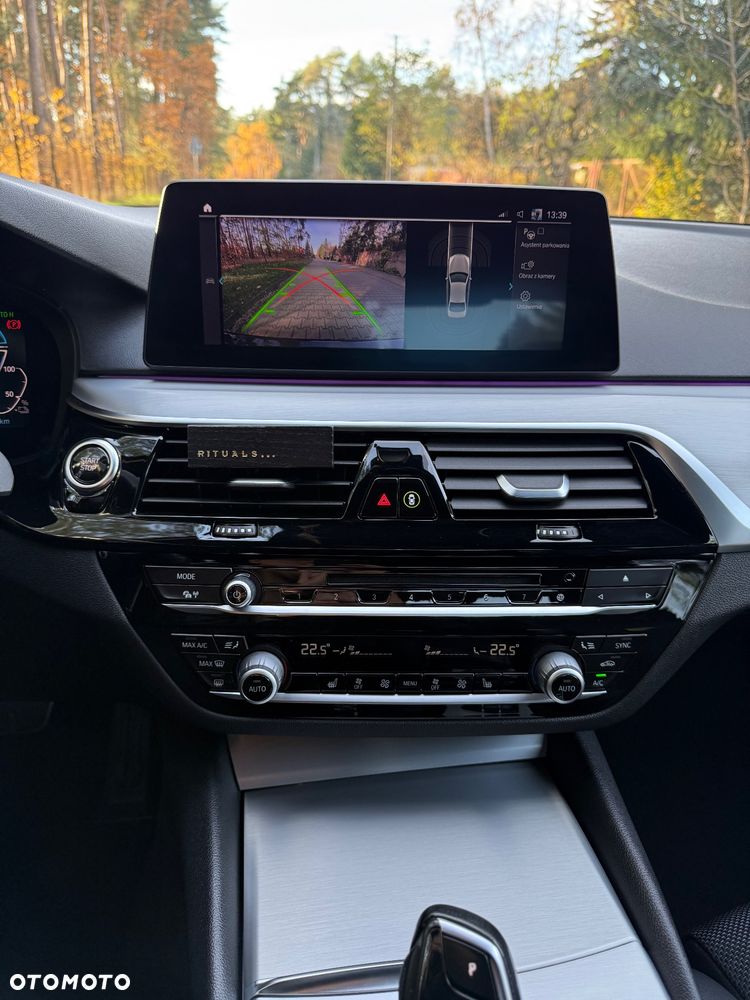 BMW Seria 5 530e iPerformance M Sport sport - 17