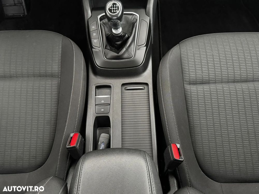 Ford Focus 1.5 EcoBlue Trend - 19