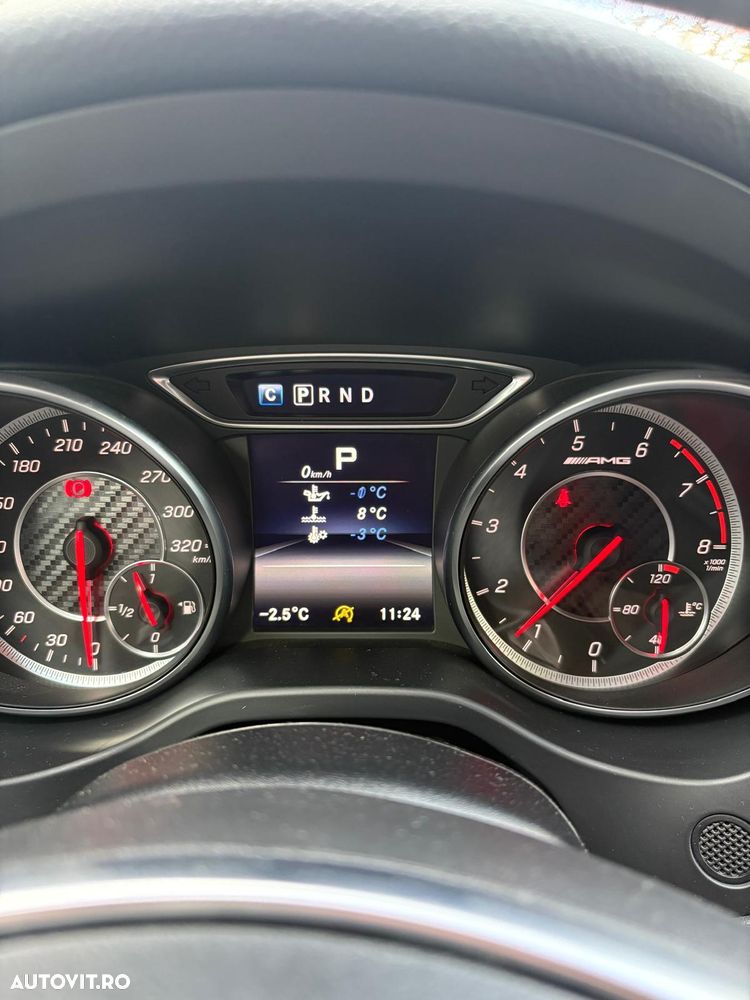 Mercedes-Benz GLA - 3