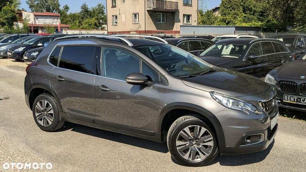 Peugeot 2008 - 8