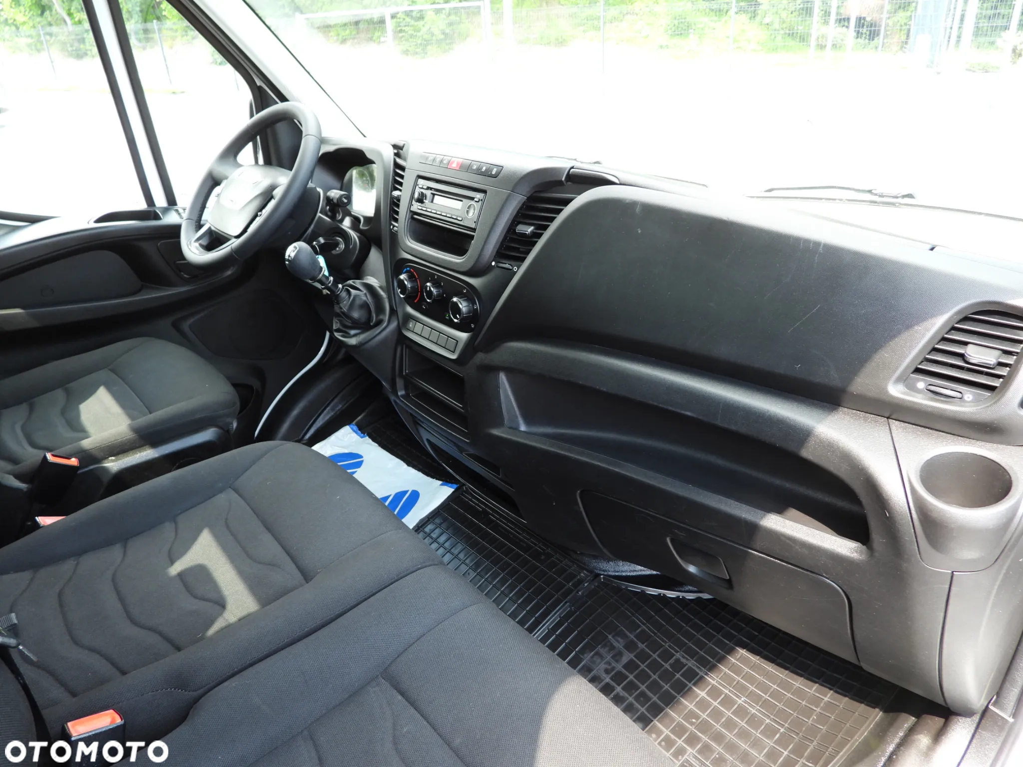 Iveco DAILY 35C15 WYWROTKA TEMPOMAT BLIŹNIACZE KOŁA KLIMATYZACJA 150KM [ 573517 ] - 37