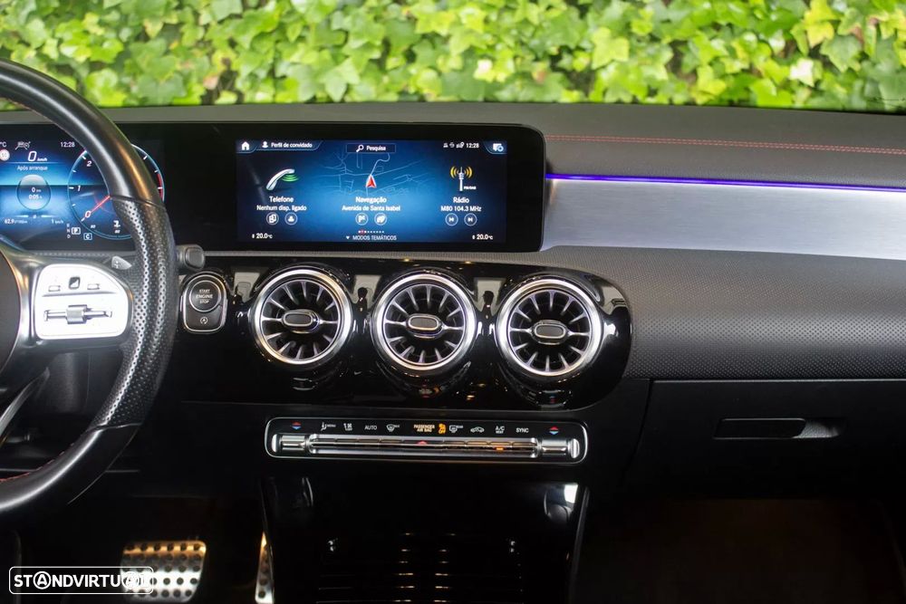 Mercedes-Benz CLA 200 d Shooting Brake AMG Line Aut. - 16