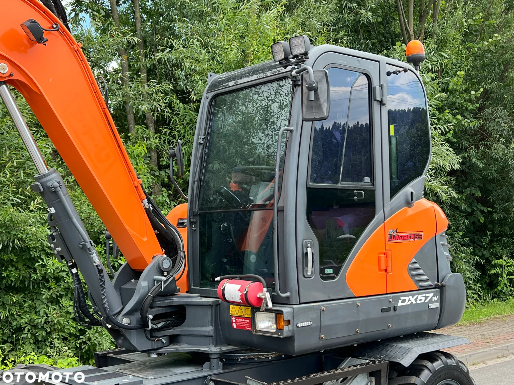 Doosan DOOSAN DX57W *ROTOTILT* 2200 Motogodzin JAK NOWA KOPARKA KOŁOWA STAN PERFEKCYJNY SPROWADZONA - 24