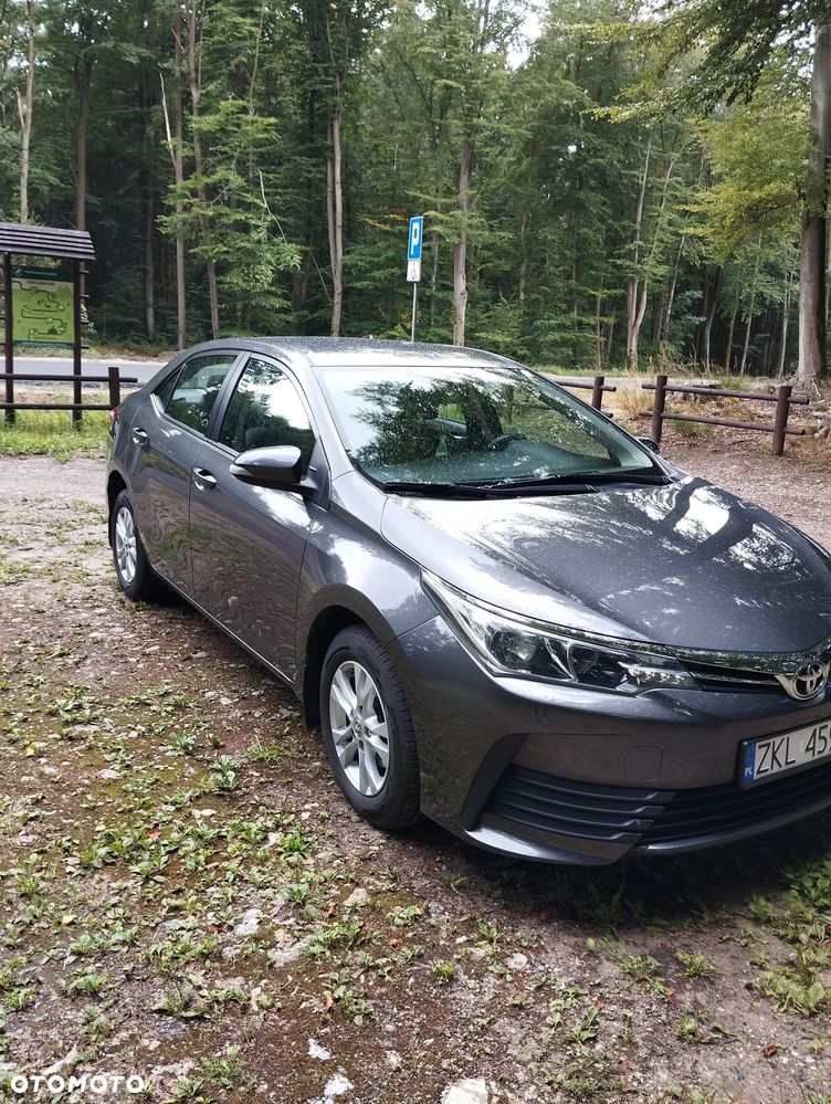 Toyota Corolla 1.6 Active - 5