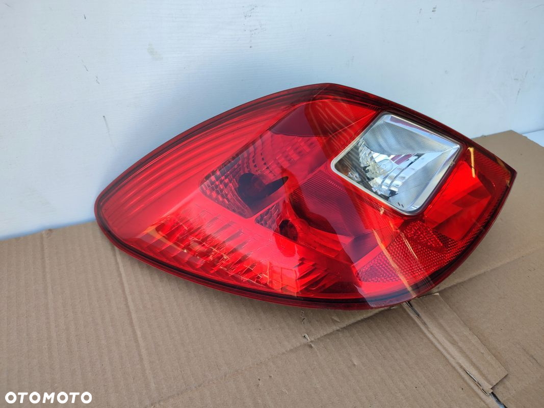 Lampa lewy tył OPEL CORSA D EUROPA 5DRZWI 13269050 - 2