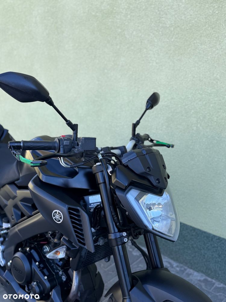 Yamaha MT - 2