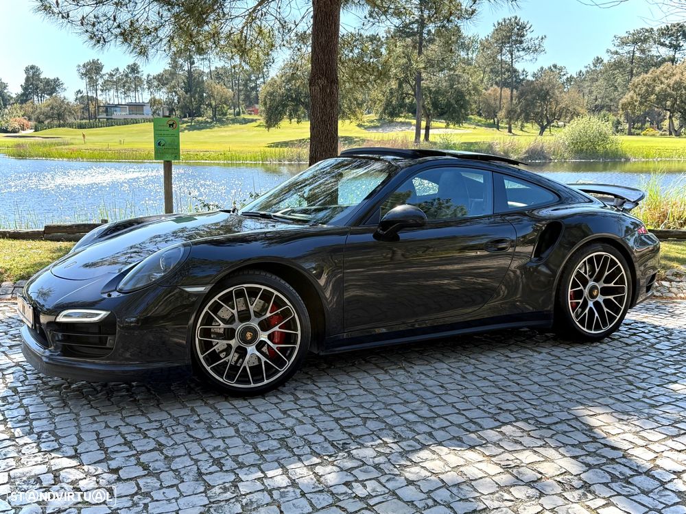 Porsche 911 (991) Turbo - 12