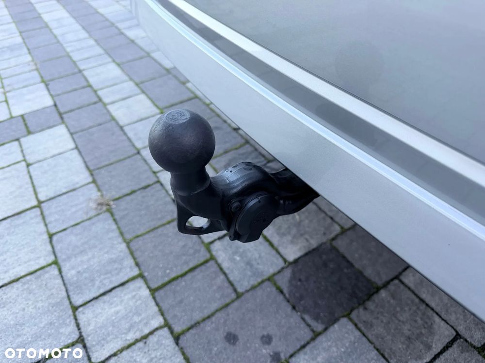 Skoda Octavia 2.0 TDI DSG First Edition - 29