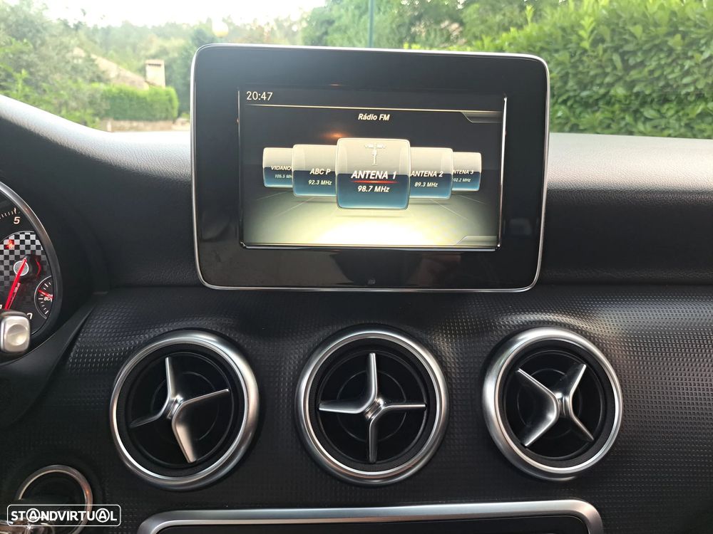 Mercedes-Benz A 180 7G-DCT Urban - 25