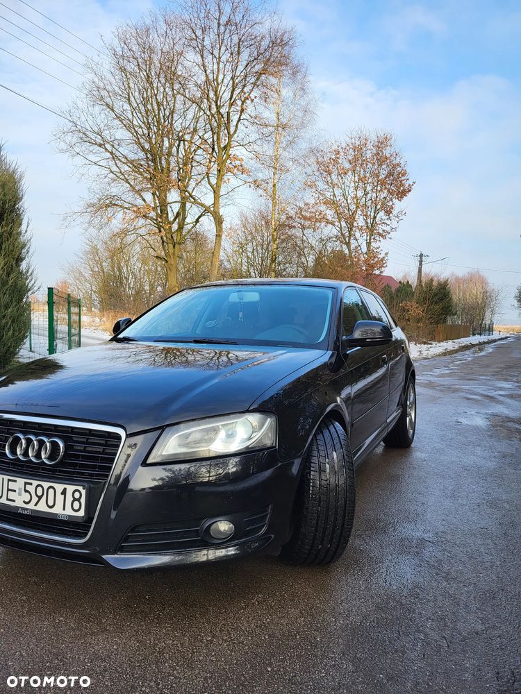 Audi A3 Sportback 1.8 TFSI Ambiente - 2