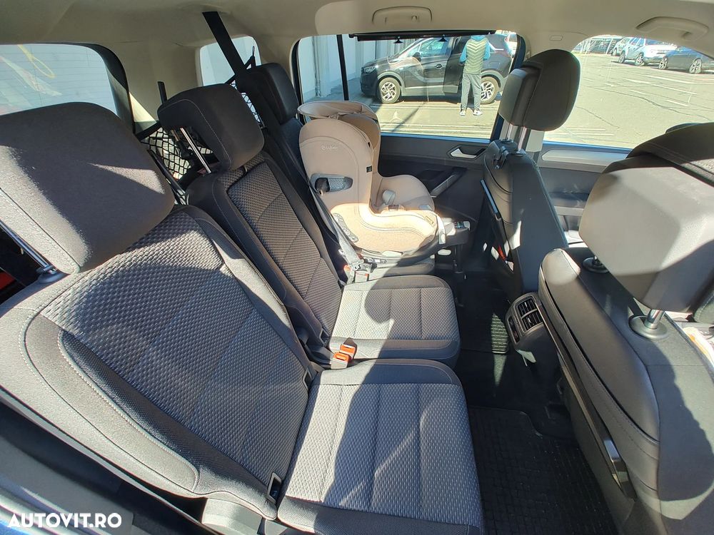 Volkswagen Touran - 20