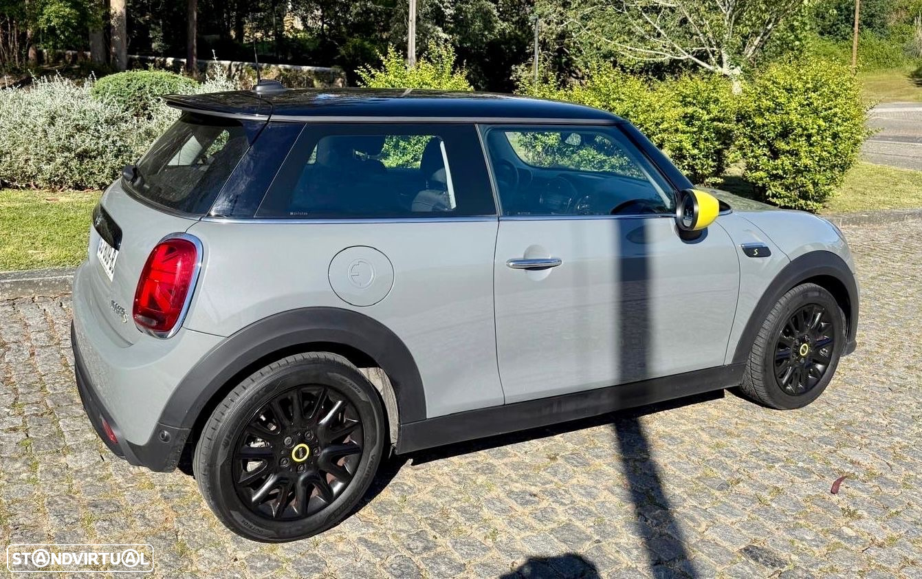 MINI 3 Portas Cooper E Classic S - 16