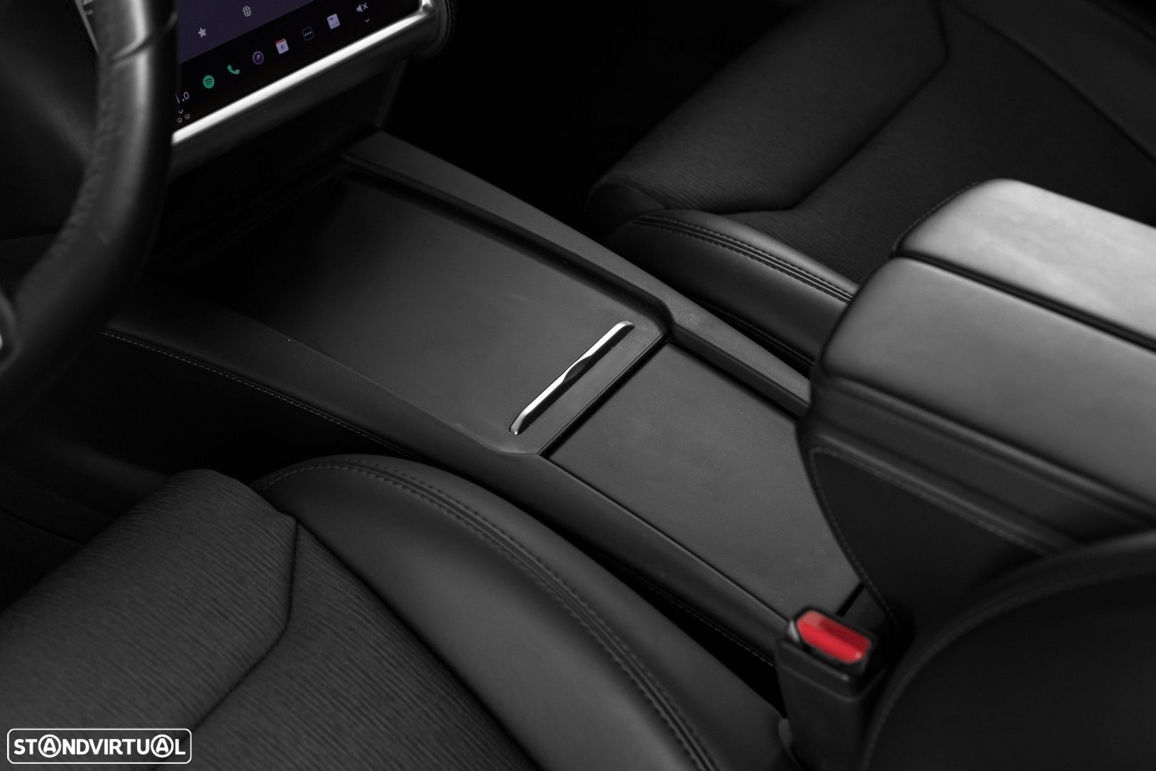 Tesla Model S 75 - 31
