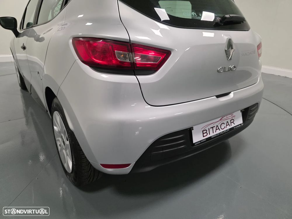 Renault CLIO SOCIETE 1.5 DCI ZEN  IVA DEDUTIVEL - 12