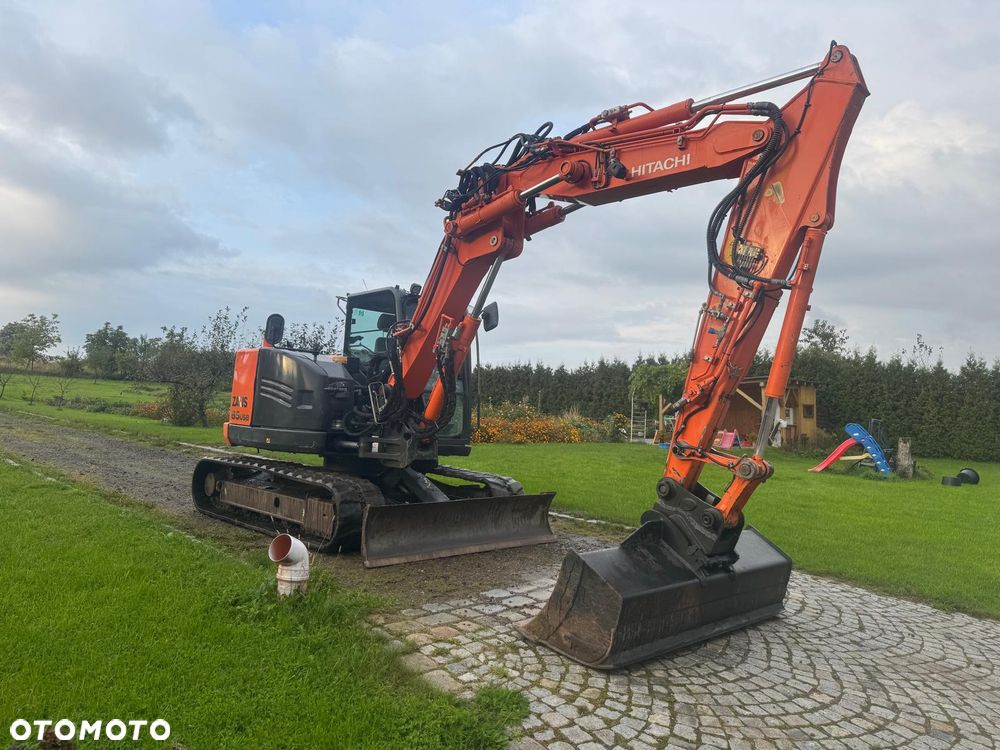Hitachi ZX85-5 - 1