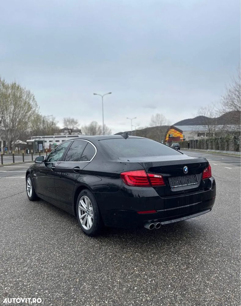 BMW Seria 5 520d - 4