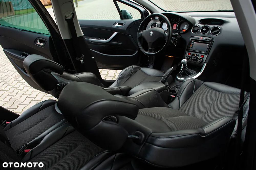 Peugeot 308 1.6 Premium Plus - 37