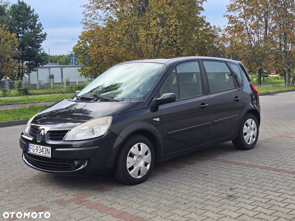 Renault Scenic - 1