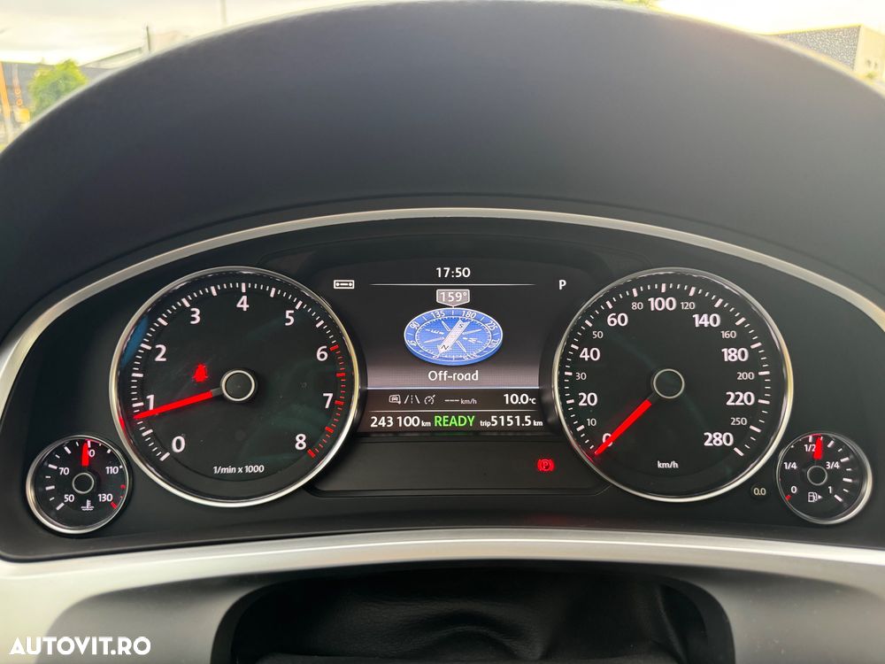 Volkswagen Touareg - 17