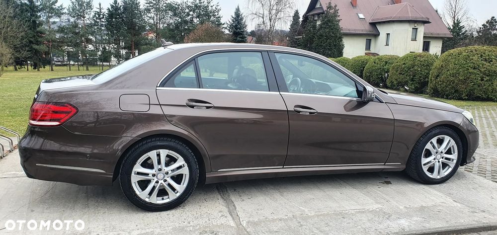 Mercedes-Benz Klasa E 220 CDI BlueEff Avantgarde - 11