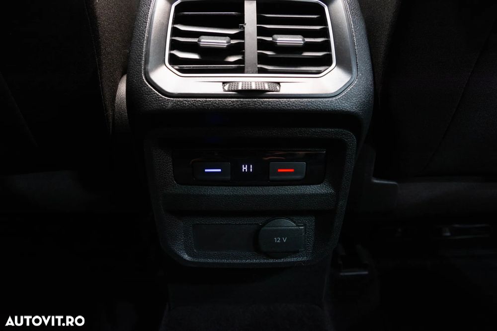 Volkswagen Tiguan 2.0 TDI 4Motion DSG BMT Sport & Style - 32