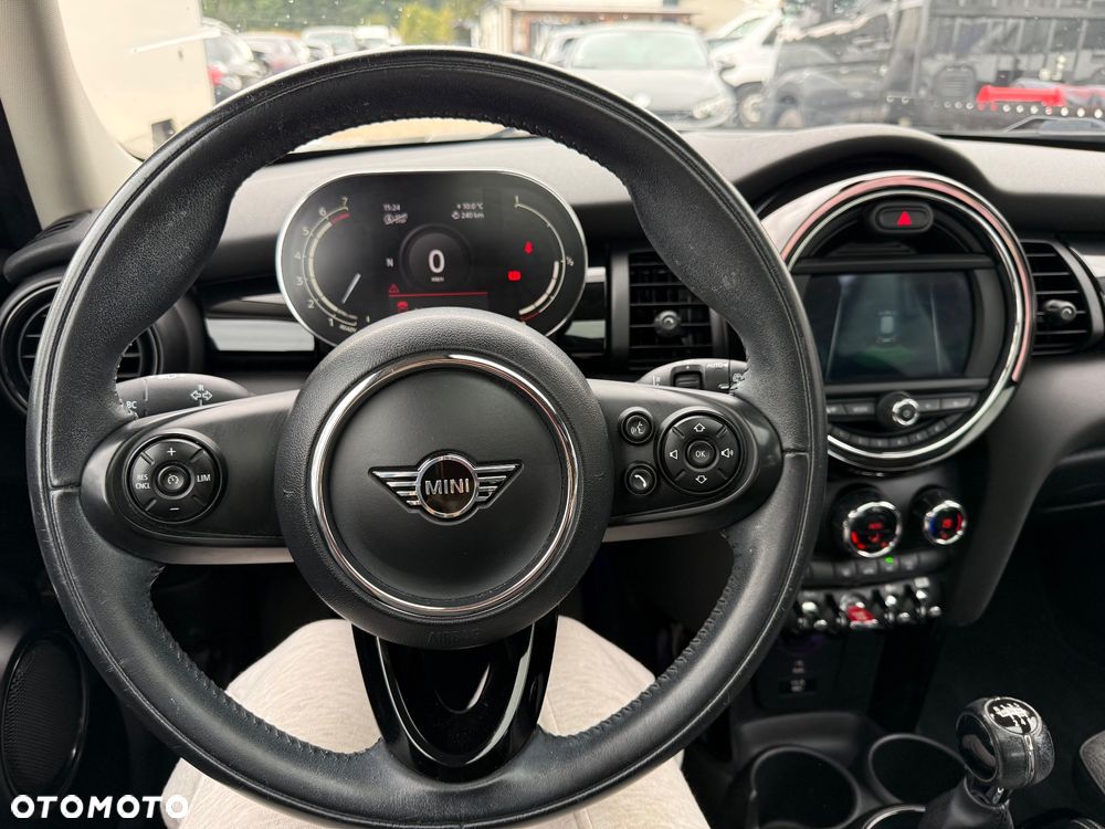 MINI Cooper - 16