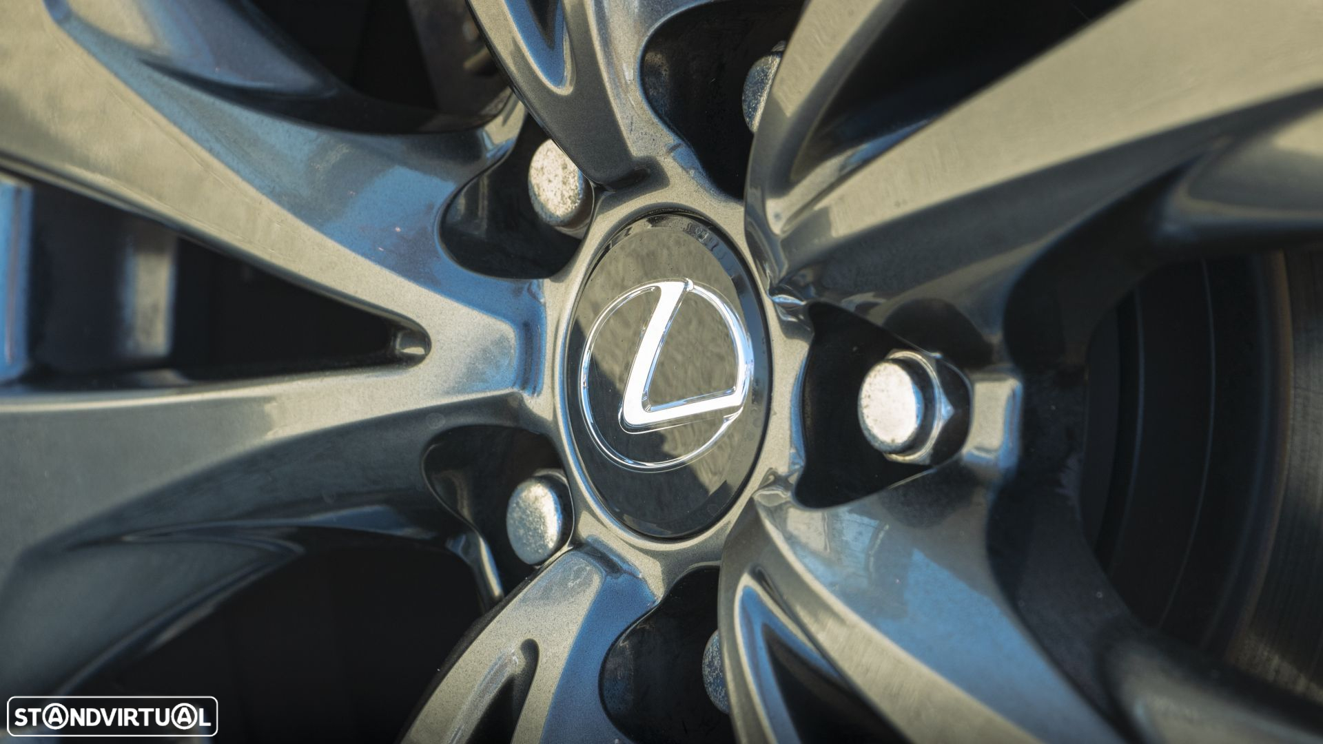 Lexus UX 250h Sport (Ecrã 12.3) - 27