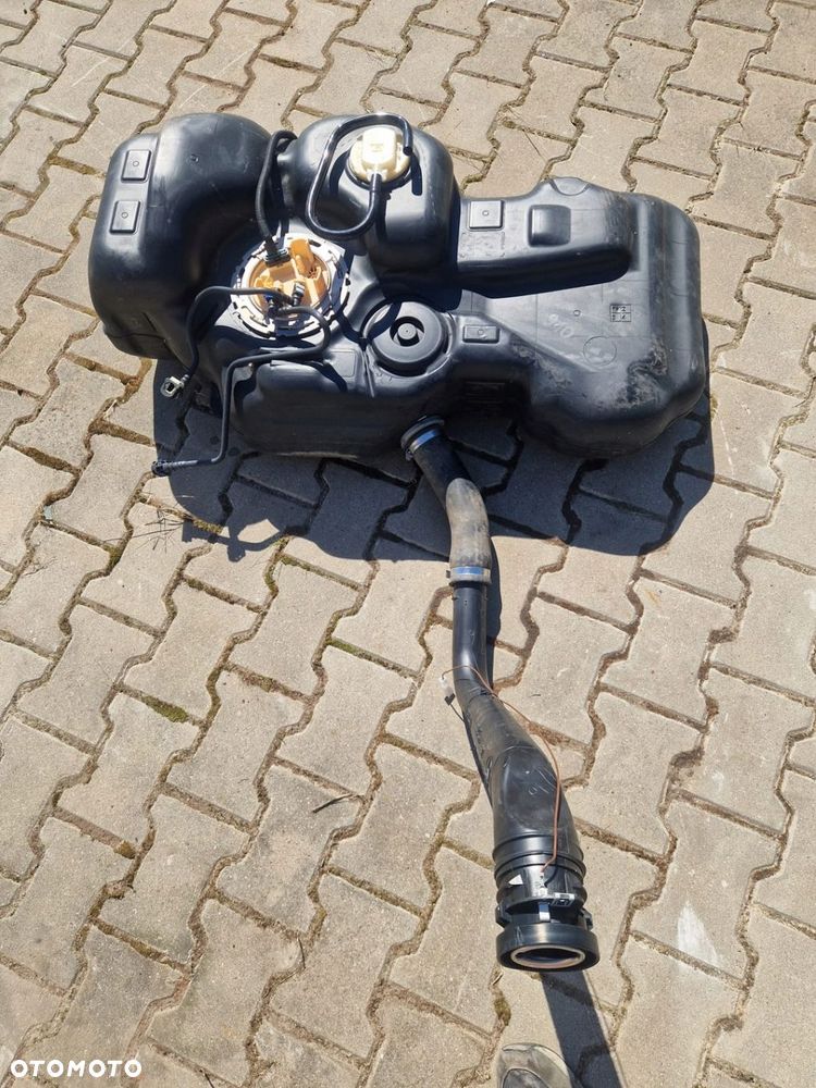 MERCEDES SPRINTER 910 ZBIORNIK PALIWA